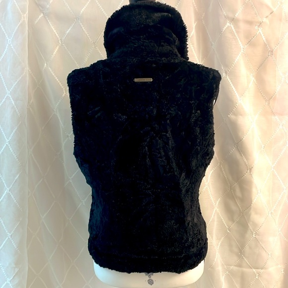 Armani Exchange Faux Fur Vest Size Small - Picture 3 of 5